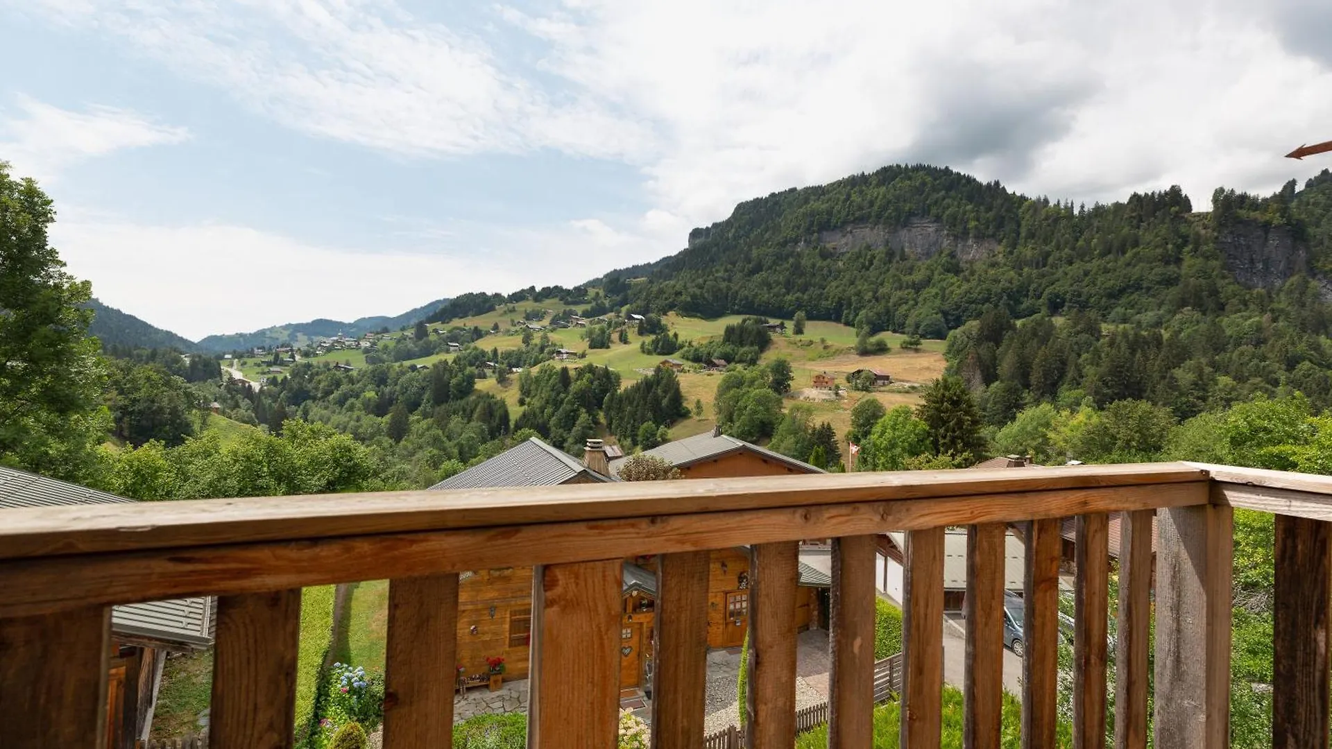 Apartment Les Chalets De La Revue Flumet