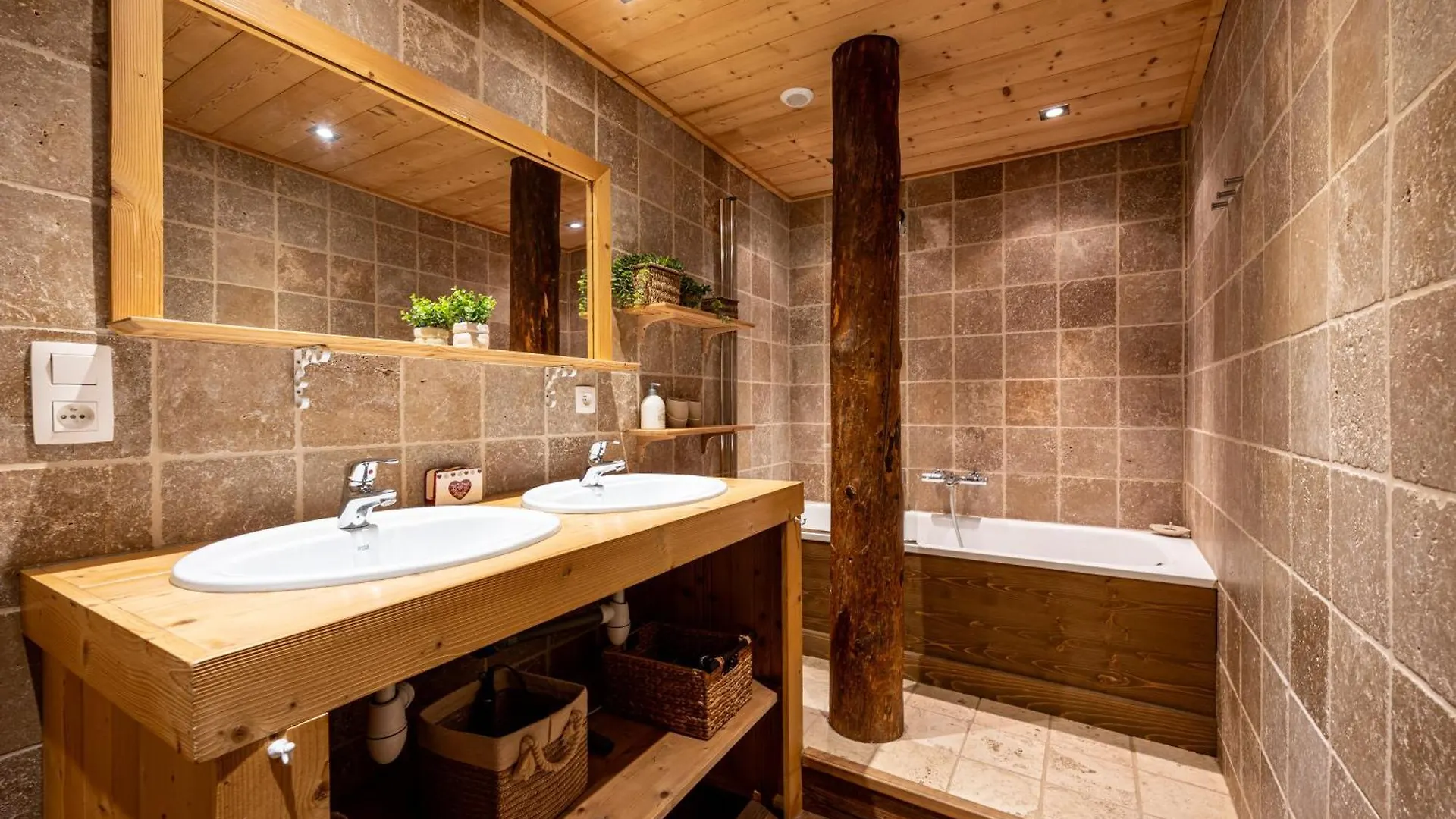 Les Chalets De La Revue Flumet