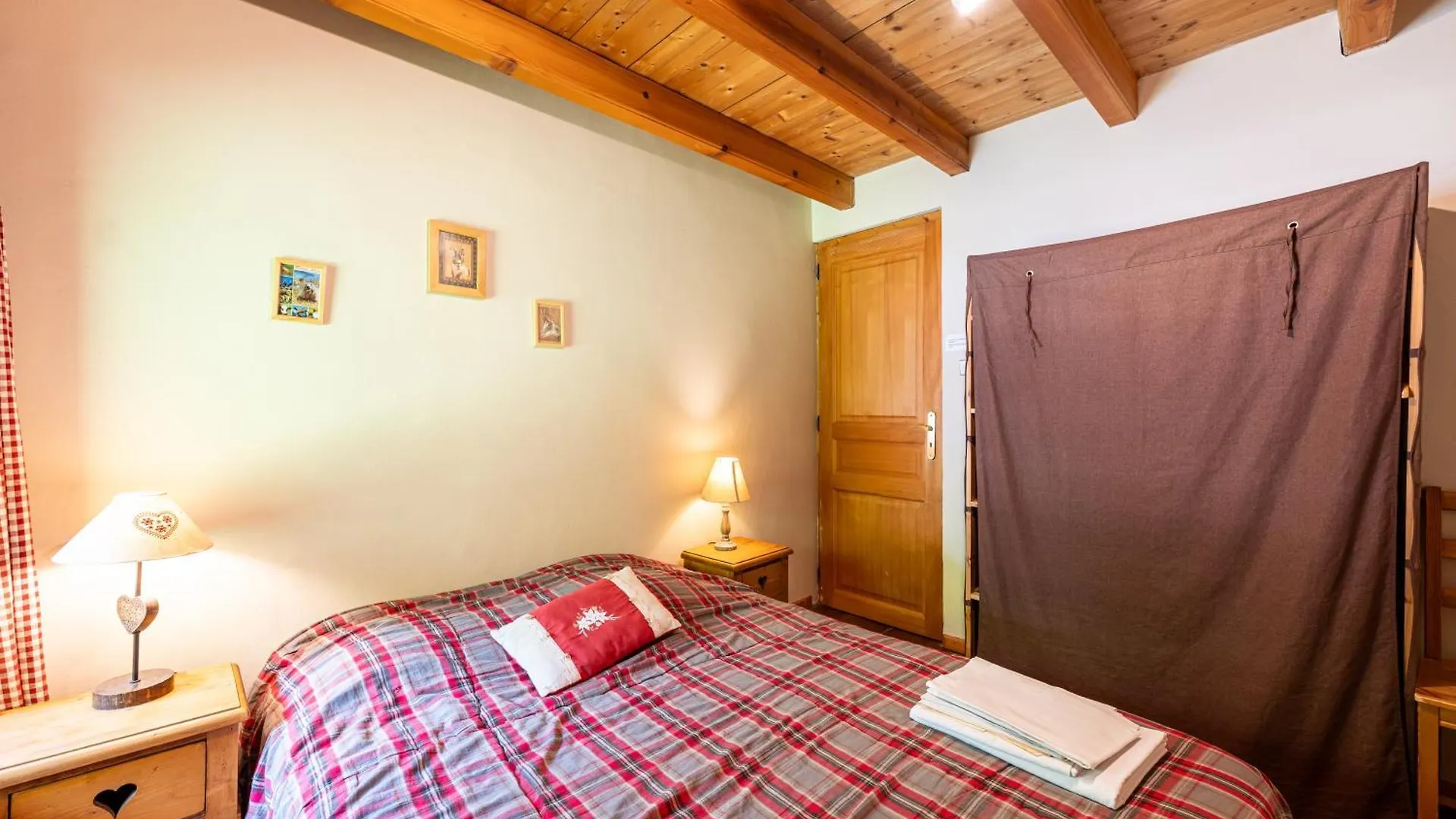 Les Chalets De La Revue Flumet Apartmán